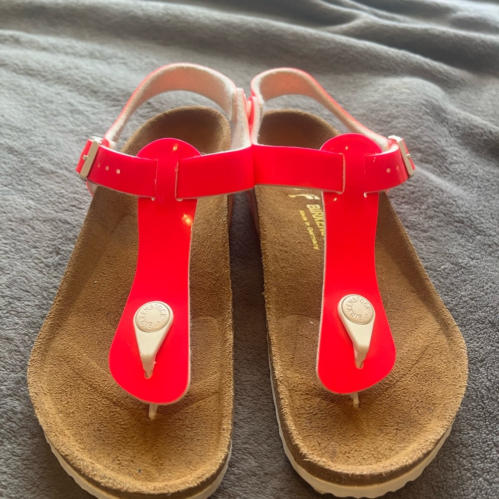 Birkenstock Gizeh Neon Pink Summer Sandals with White Details